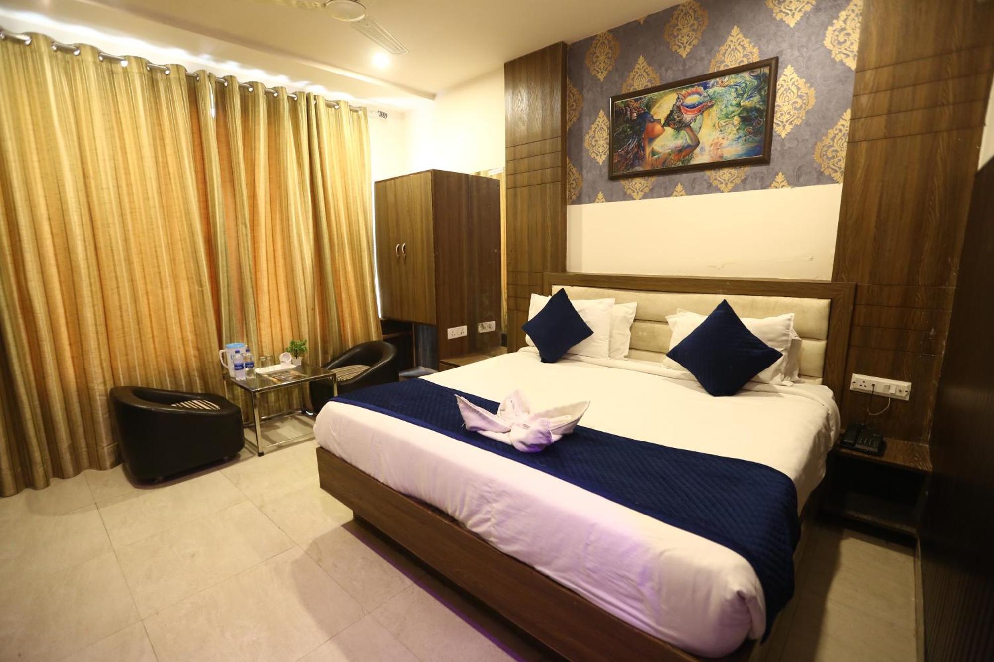 24 Hotel & Resort Агра Экстерьер фото